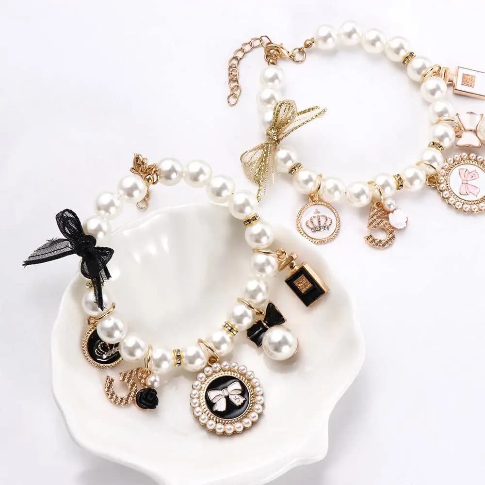 Roba di gioielli da sposa Accessori per cuccioli con strass dolci Collana di perle principessa Collare con fiocco Collari per animali Gioielli per gatti