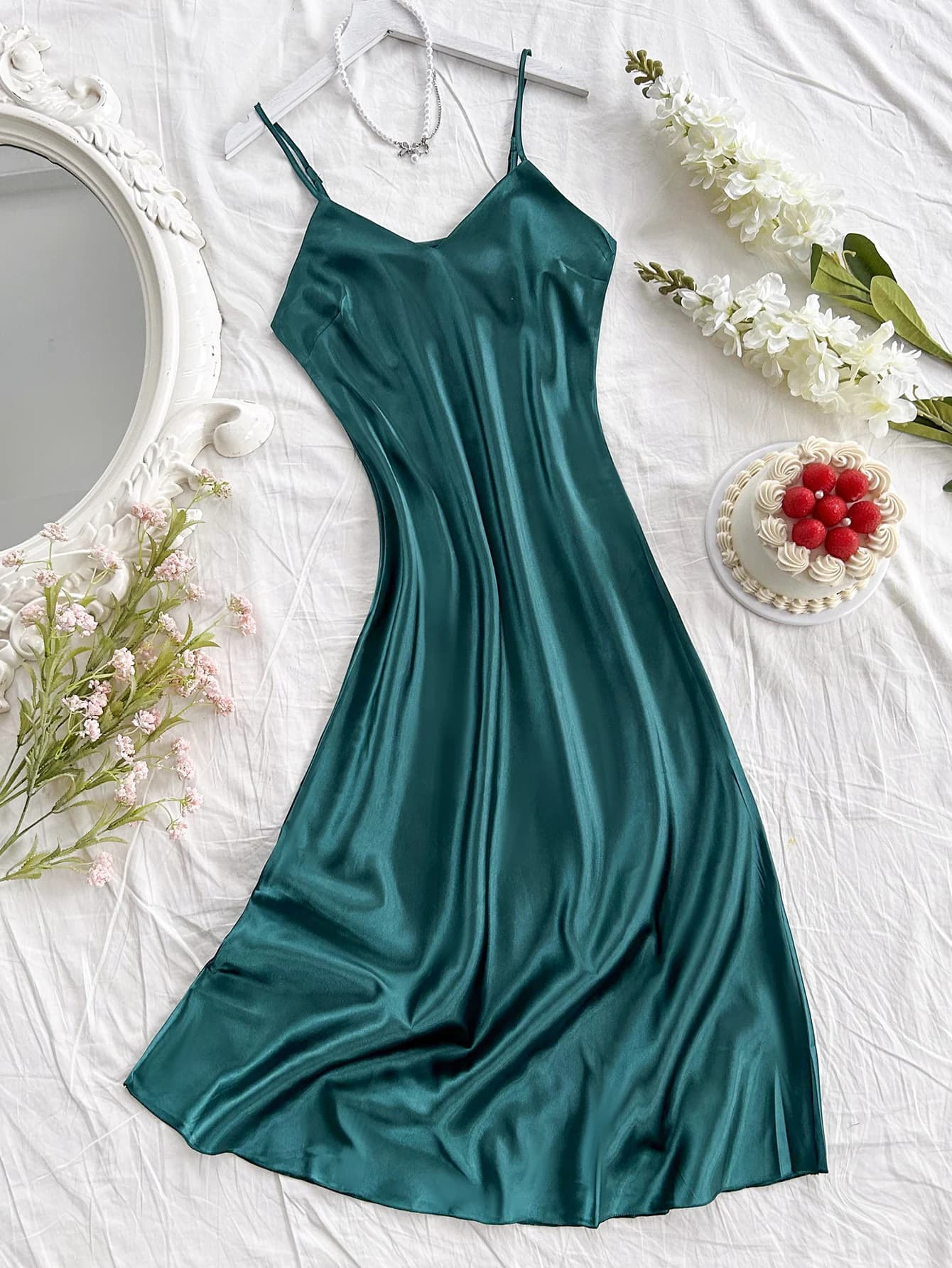 Elegante camicia da notte da donna, sexy e comoda, abito lungo a tinta unita, pigiama per donna