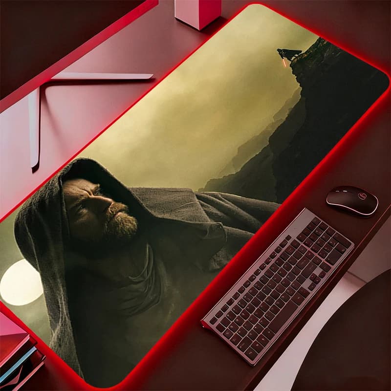 Tappetino Mouse RGB Anime Star Wars con Retroilluminazione, Stampa HD, Bordo Bloccato, LED, XXL per Tastiera e PC