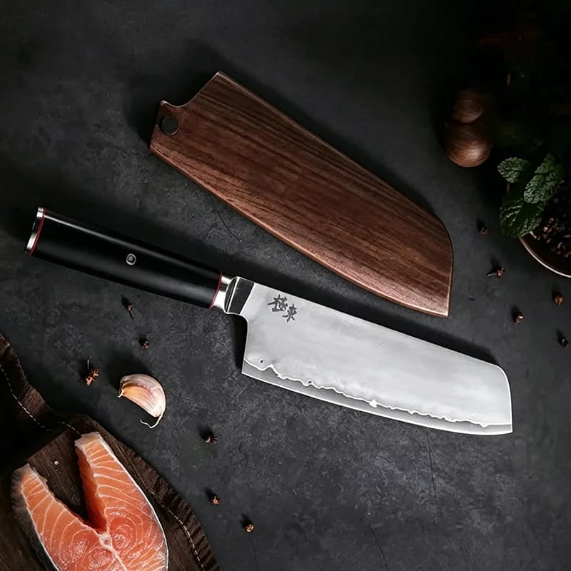 Coltello Nakiri da 7 Pollici con Fodero in Noce, Acciaio Composito Giapponese AUS-10, Coltello da Chef Forgiato, Coltello da Cucina per Affettare