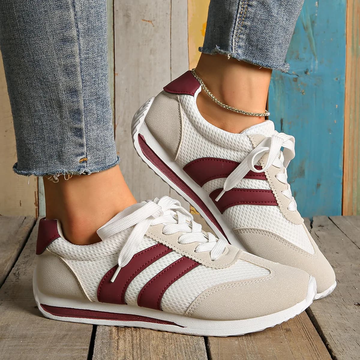 2025 Scarpe da ginnastica da allenamento per donna Scarpe da corsa estive in mesh traspirante Plus Size 41 42 Tela vulcanizzata Casual Femme Zapatos Mujer