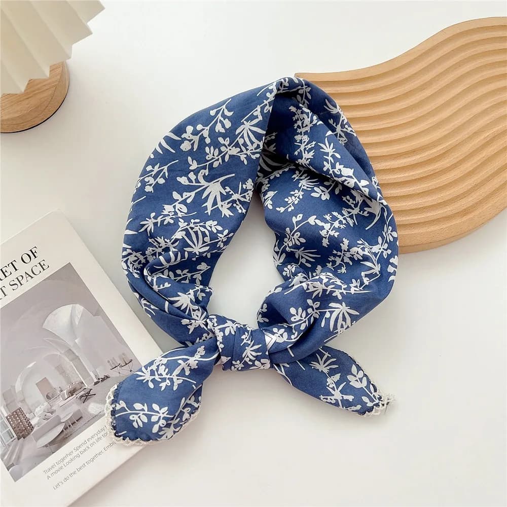 Elegante Foulard Quadrato Piccolo con Motivo Floreale, Fascia per Capelli in Cotone e Lino Stampato, Sciarpa Quadrata, Fazzoletto da Esterno