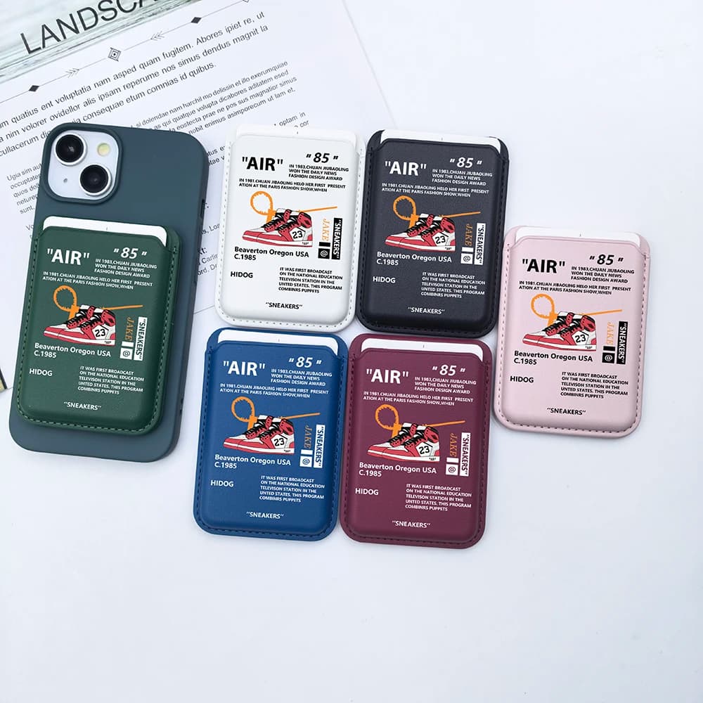Custodia a Portafoglio in Pelle con Forte Magnete per Scarpe Sportive AIR, Compatibile con MagSafe per iPhone 17PM 14 15 16, con Tasca Porta Carte e Etichetta Sneaker