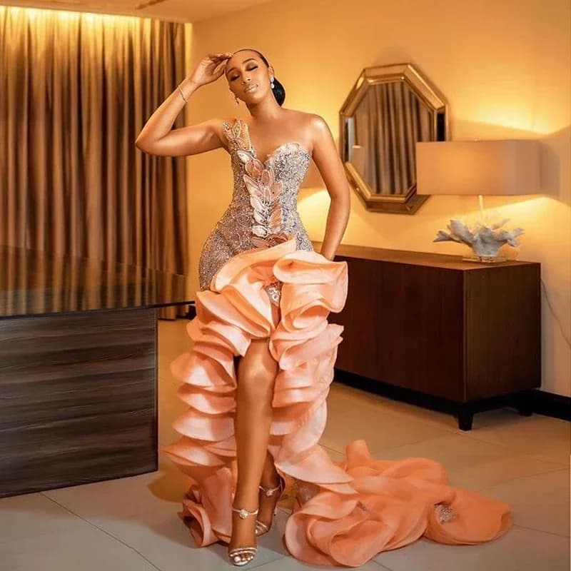 Lussuoso abito da ballo con fiori tridimensionali in cristallo a sirena AsoEbi Abito da cerimonia formale con maniche monospalla sexy personalizzato
