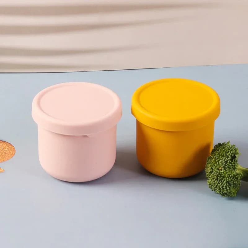 Non-Stick 250ML Reusable Silicone Container, Kids Lunch Box with Lid, Salad Dressing Holder & Ice Cube Mold