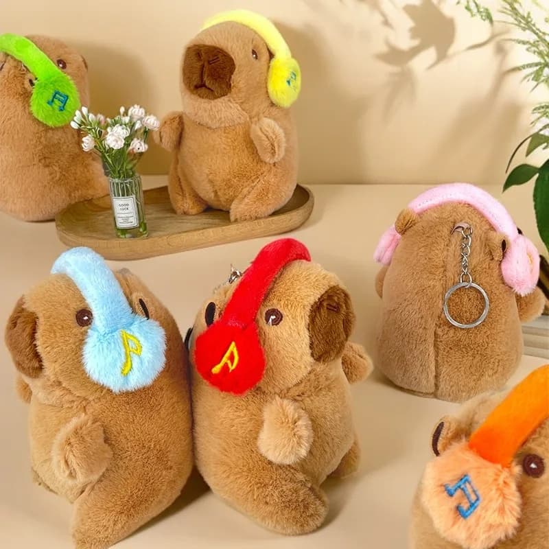 Simpatico capibara portachiavi in peluche zaino ciondolo giocattolo portachiavi per auto accessori decorativi bambola di pezza Kawaii regalo di compleanno per bambini