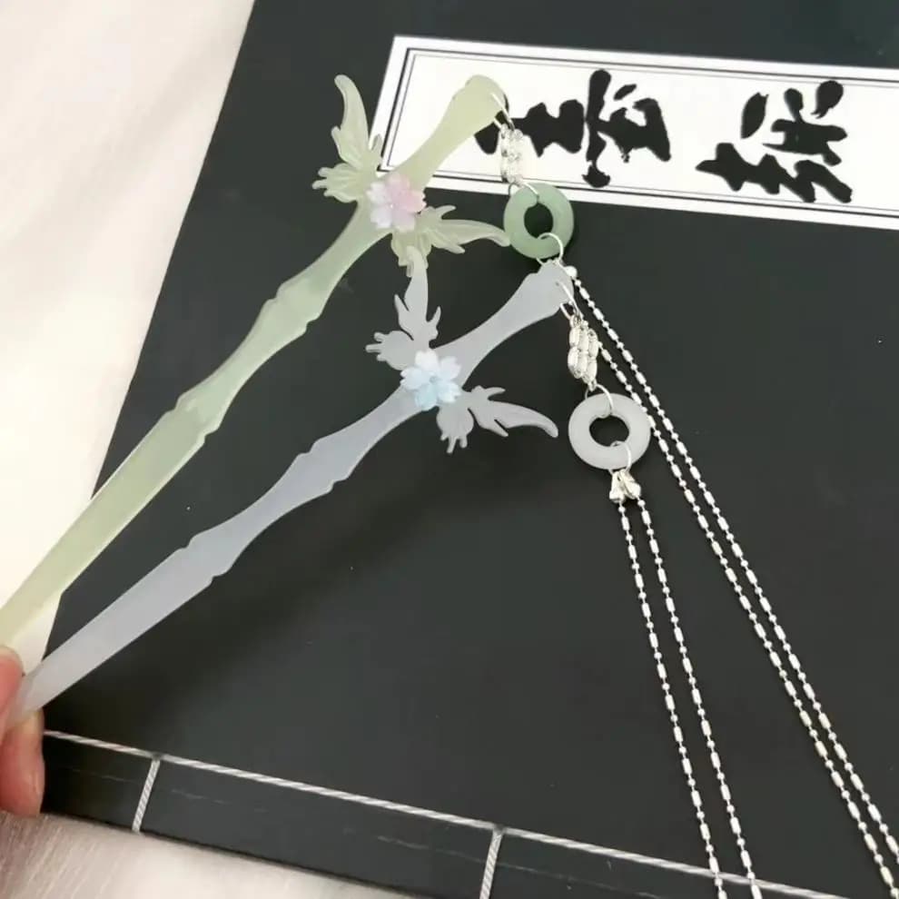 New Chinese ancient style elegant Long sword, tassel hairpin, tassel hair stick, fashionable headwear for girls, hair clip, durable hair accessory, high-quality gift, 1PC
