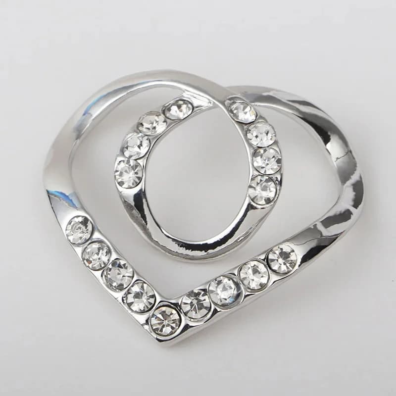 T-shirt cuore sciarpa spille sciarpa di seta di cristallo fibbia spilla scialle anello Clip sciarpe chiusura bottone annodato Pin accessori