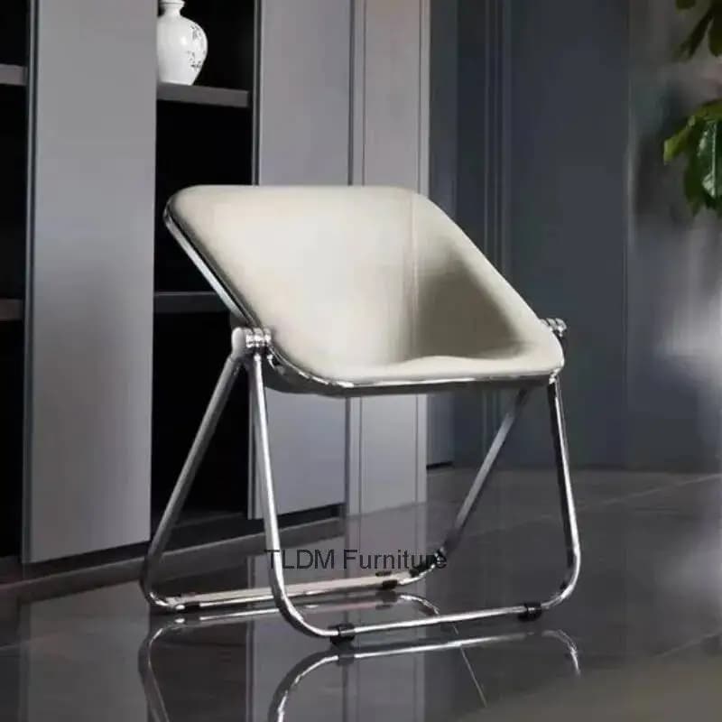 Sedie da soggiorno Sedie portatili moderne pieghevoli semplici Camera da letto Panca in metallo Gambe Sedia da trucco in acrilico Sgabello Mobili per la casa