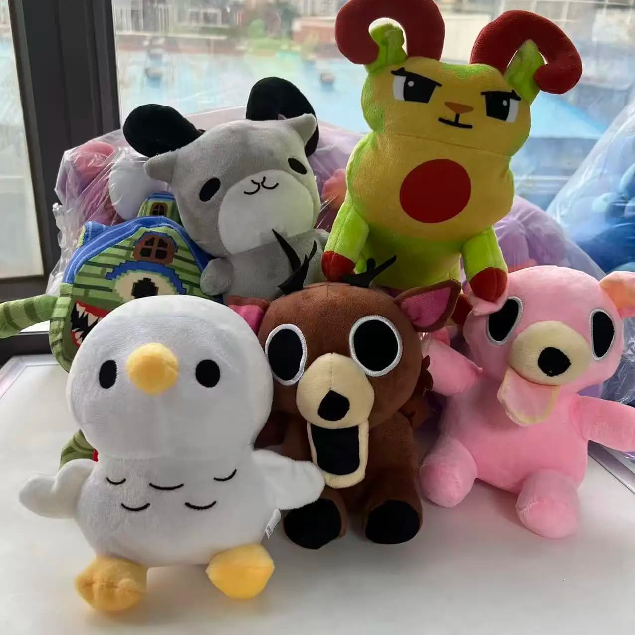 Nuovi 99 notti nella foresta cervo giocattoli di peluche film animali di peluche cervo giocattolo fan regali di compleanno giocattoli per bambini regali di Halloween @ @