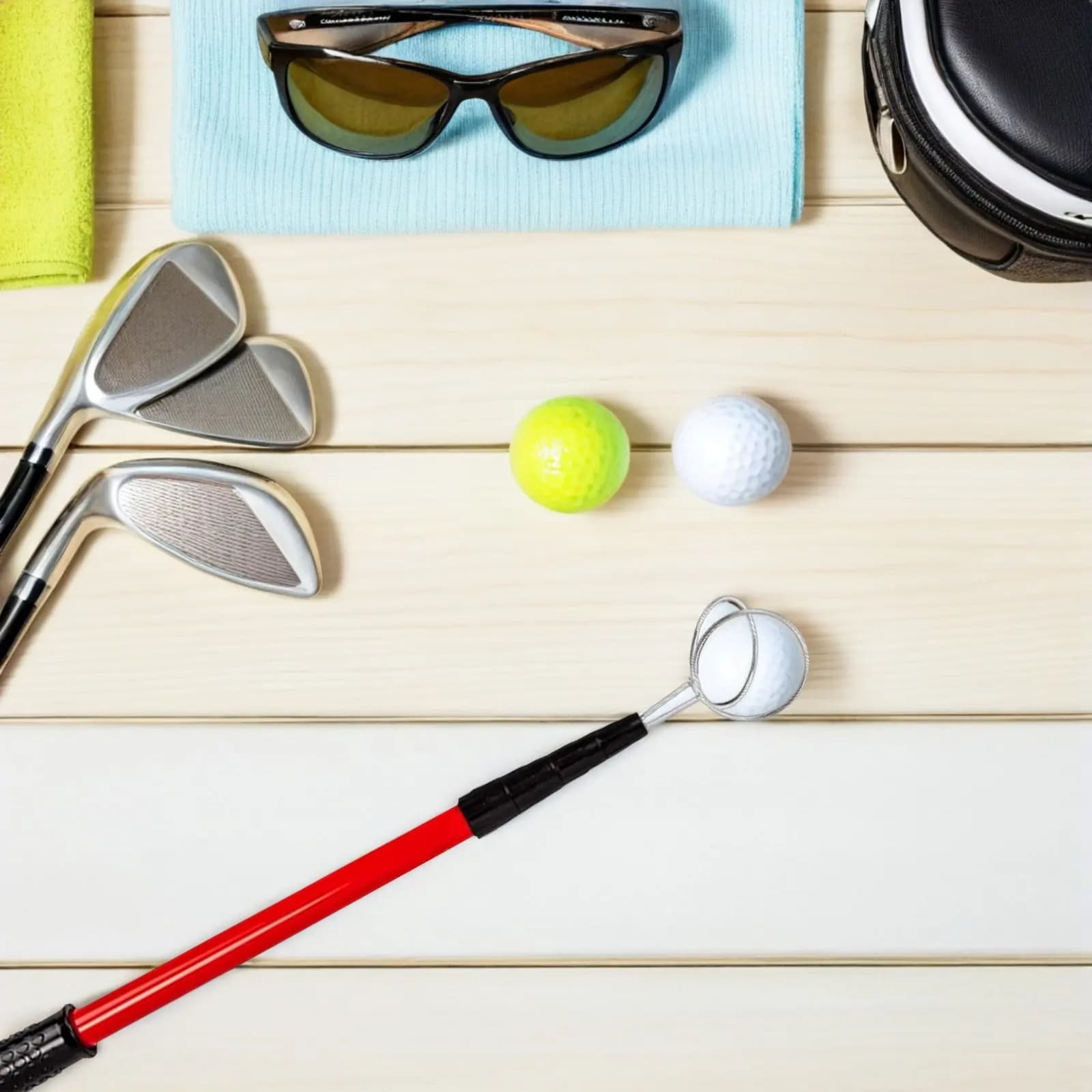 Set di 4 Pinze per Palline da Golf in Acciaio Inox, Strumento di Recupero e Presa per Putter, Accessorio per Allenamento e Pratica sul Campo