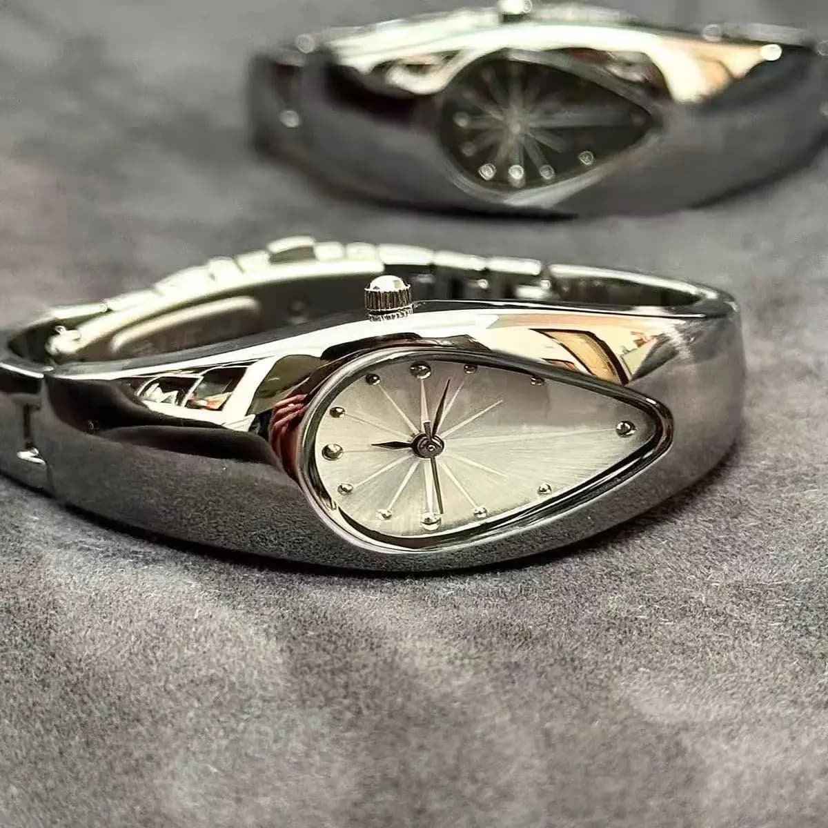 Men's Quartz Watch Vintage Water Drop Y2k Dpecial Blade Design Creative With Men's Lama Watch With Unique High Quality Steel Bracelet