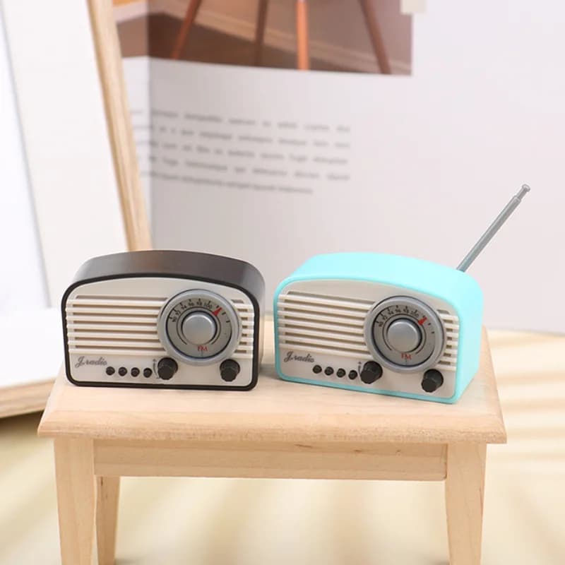 1pc accessori in miniatura per casa delle bambole simulazione radio retrò decorazione della camera da letto giocattoli modello regalo invernale per la decorazione della casa delle bambole