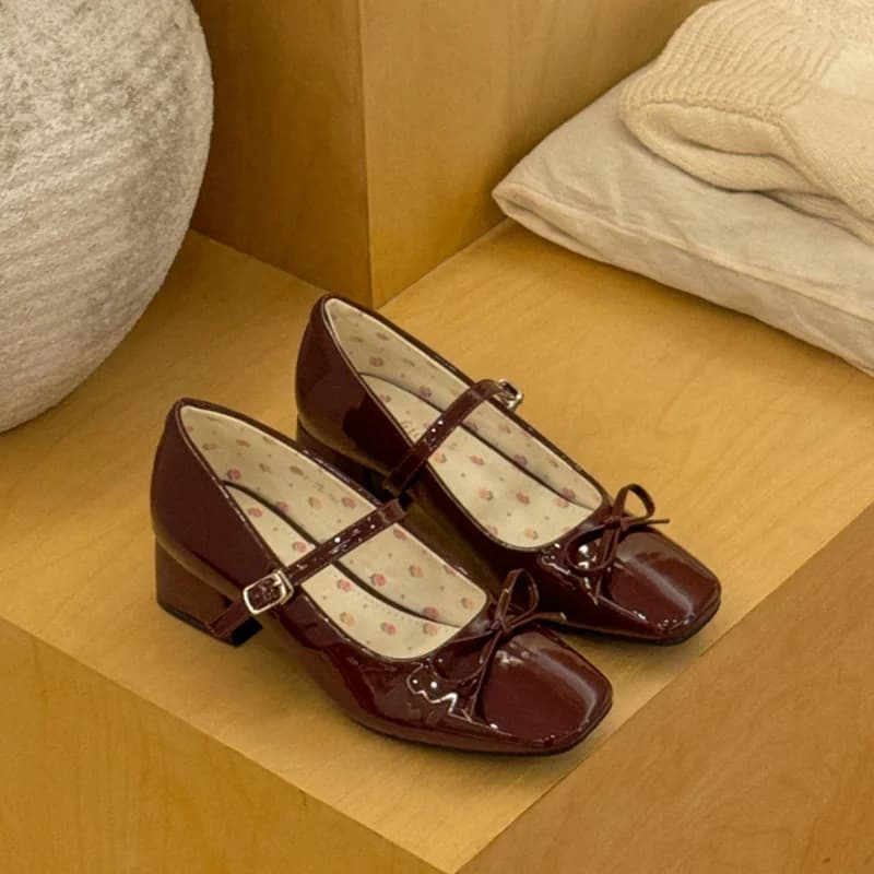 Mary Janes Donna 2025 Scarpe da donna Appartamenti Papillon Appartamenti giornalieri Donna Punta quadrata Cinturino con fibbia Scarpe con fondo morbido Donna