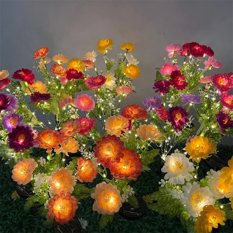 Lampada da Giardino a LED a 7 Teste a Forma di Fiore di Loto Nevoso, Alimentata a Energia Solare, per Esterni, Luci Estive da Giardino, Lampada a Fiore Simulato per Matrimoni e Feste