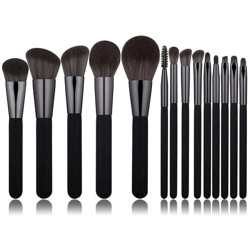 Set di pennelli per trucco da 14 pezzi, strumenti di bellezza in morbida fibra sintetica, un set completo di pennelli per trucco professionali