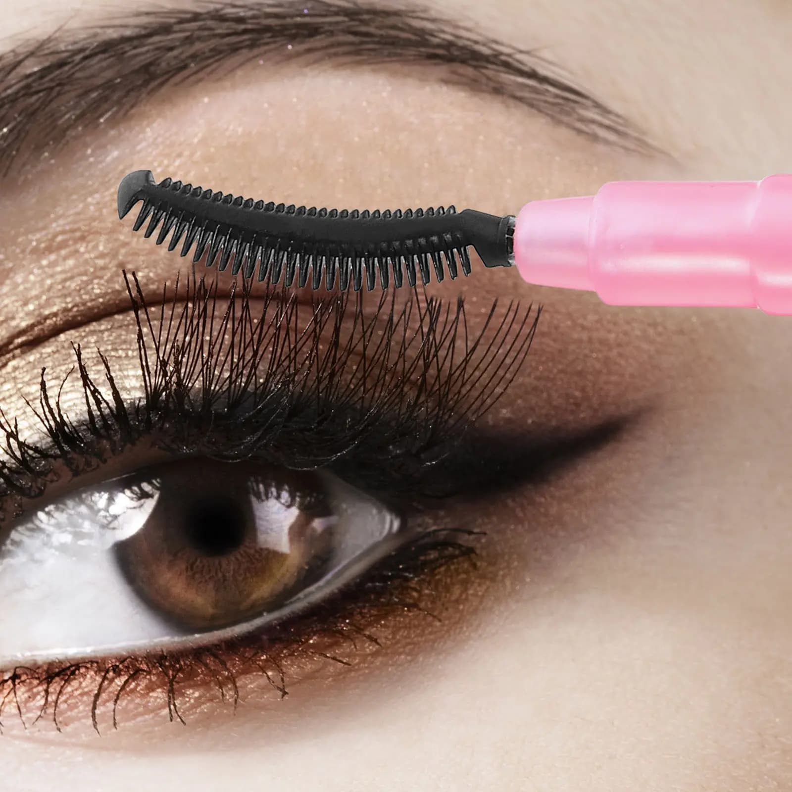 Set of 6 Stylish Silicone Brushes for Eyelashes, Safe Applyers for Mascara and Eyelash combs, Multifunctional for Daily Use and Travel