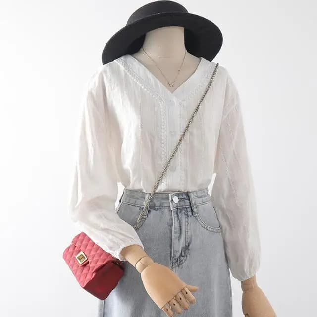 Pure Cotton Lace Bubble Sleeve V-Neck Long Sleeve Shirt Women's Autumn Fashion Design Hollow out Knitwear Spring Summer Top