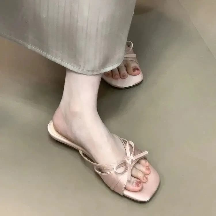 Sweet Knot Summer New Fashionable Versatile Outdoor Wear Skirt Sandals Flat Heel Comfortable Slip-On Korean Style