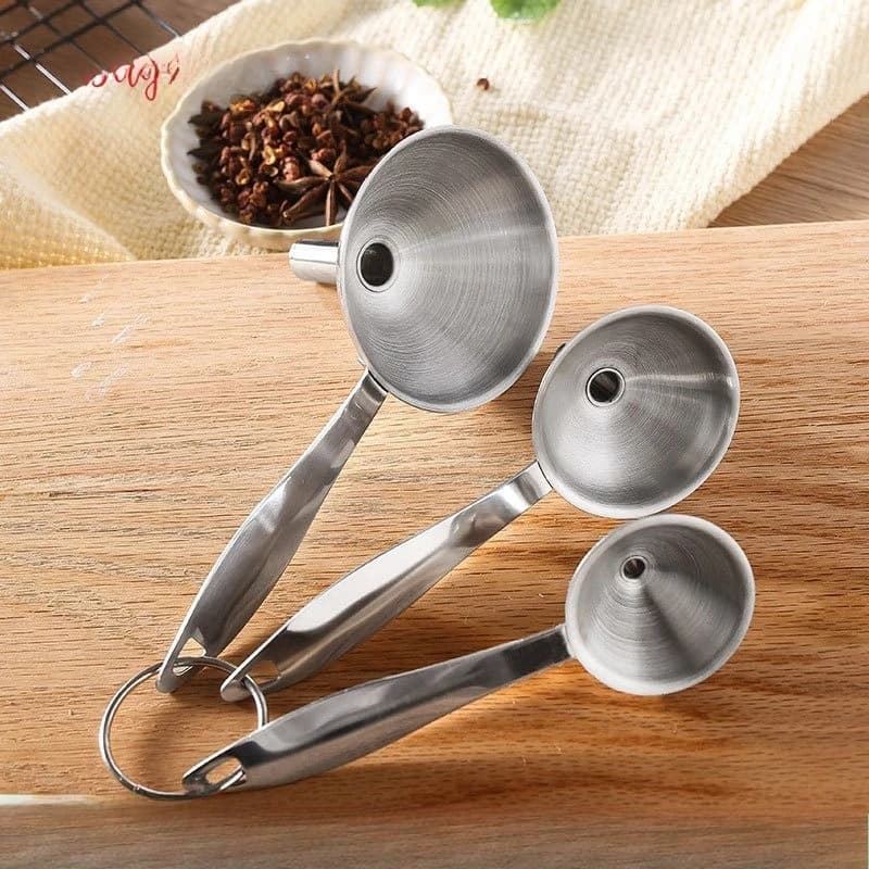 Set mini imbuto in acciaio inossidabile da 3 pezzi, imbuto da cucina per spezie, aceto olio, imbuto liquido facile da versare a tenuta stagna con manico