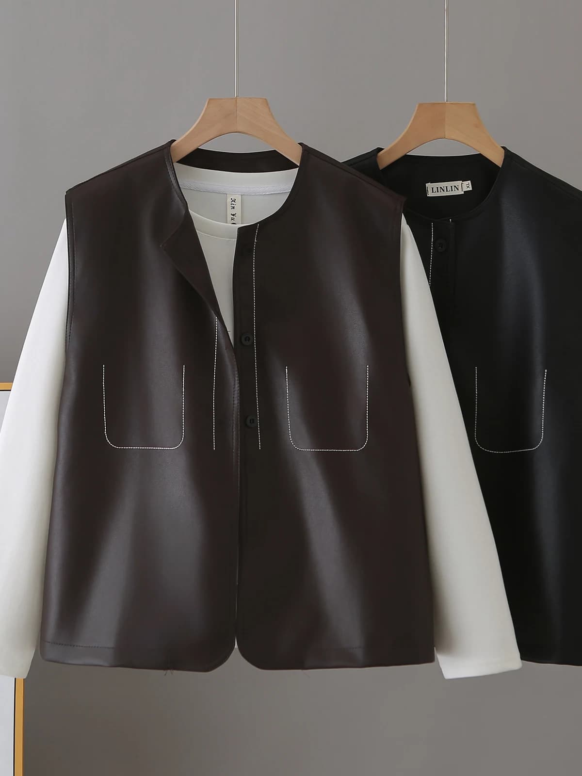 2025 Autumn New Style plus Size Women's Jacket Vest round Neck Single Button Design Sense Leather Vest Comfortable Polyester