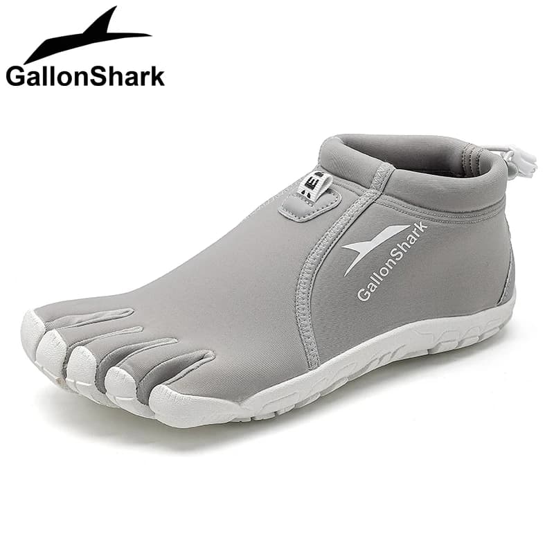 Five-Date Shoes in Neoprene, Waterproof Footwear Slip-On for Snorkeling, Yoga and Hiking