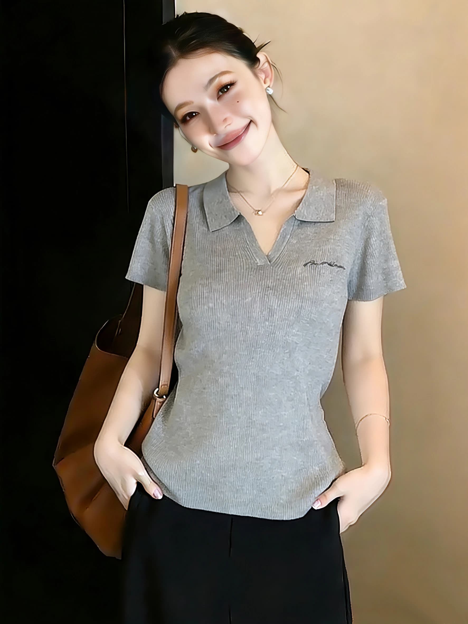 plus Size Women's Korean Retro Neck Embroidered Knitted T-Shirt Summer Slimming Short Sleeve Belly Covering Top
