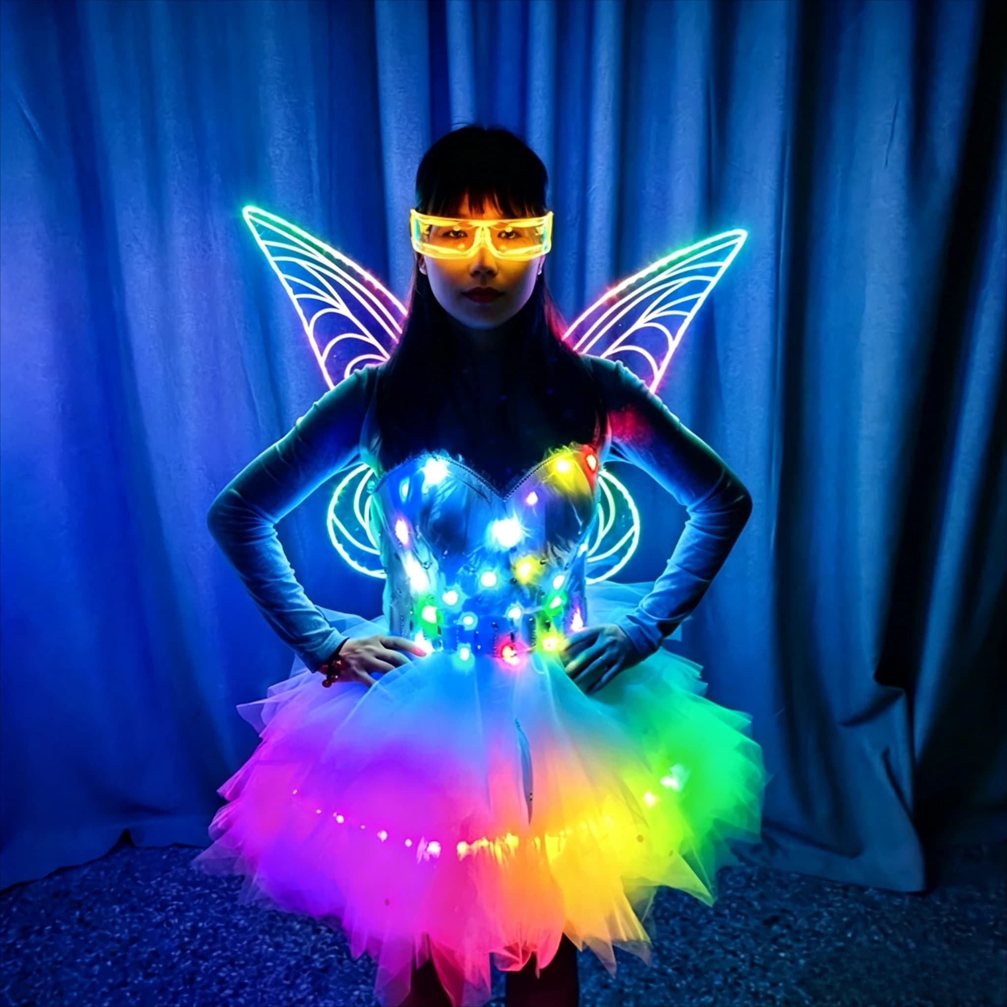 Abito LED da Donna Luminoso Senza Spalline, Outfit per Feste in Discoteca, Costume da Fata, Ali Luminose per Cosplay Anime, Abbigliamento da Palcoscenico per Festival