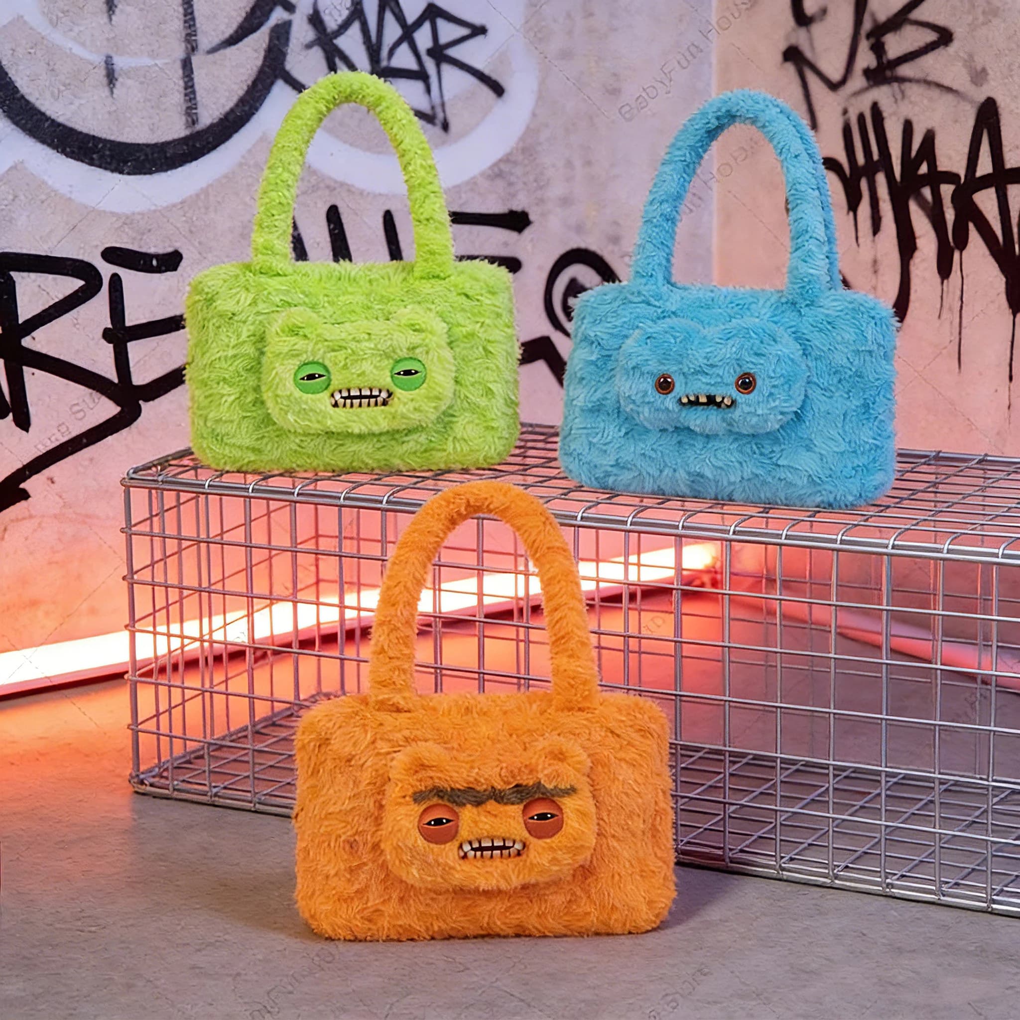 Borsa a Tracolla Fuggler Mr Buttons Screech Monster, Borsa in Peluche con Animali Imbottiti, Accessorio Moda