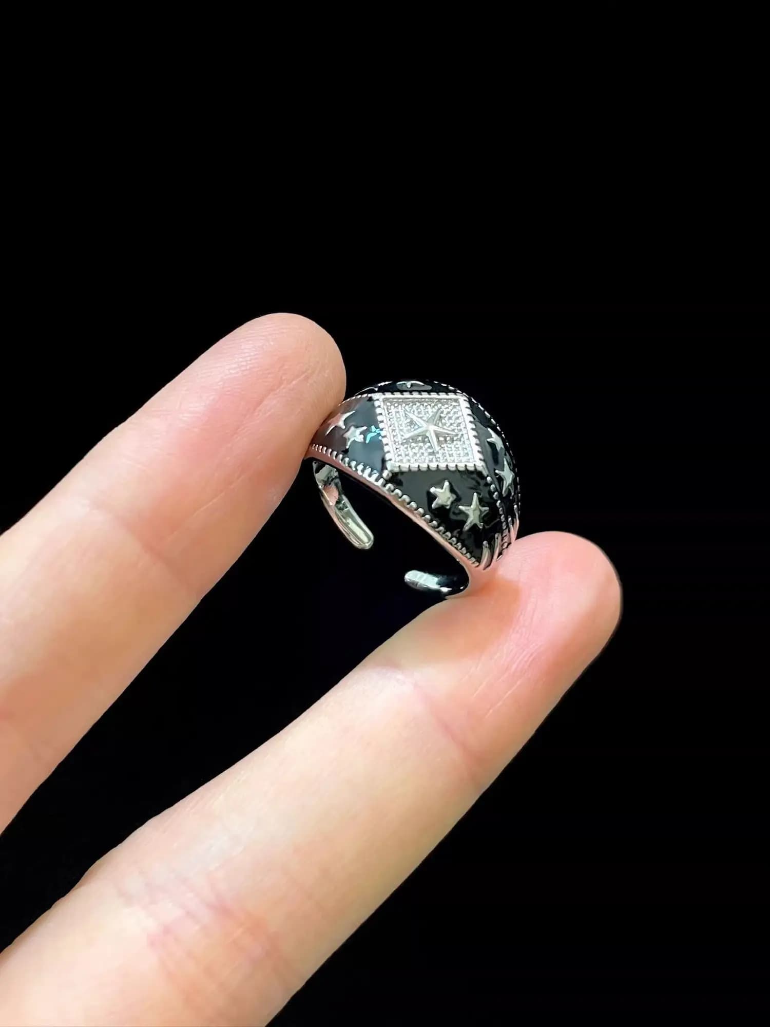 Wide-faced black oval gypsy ring