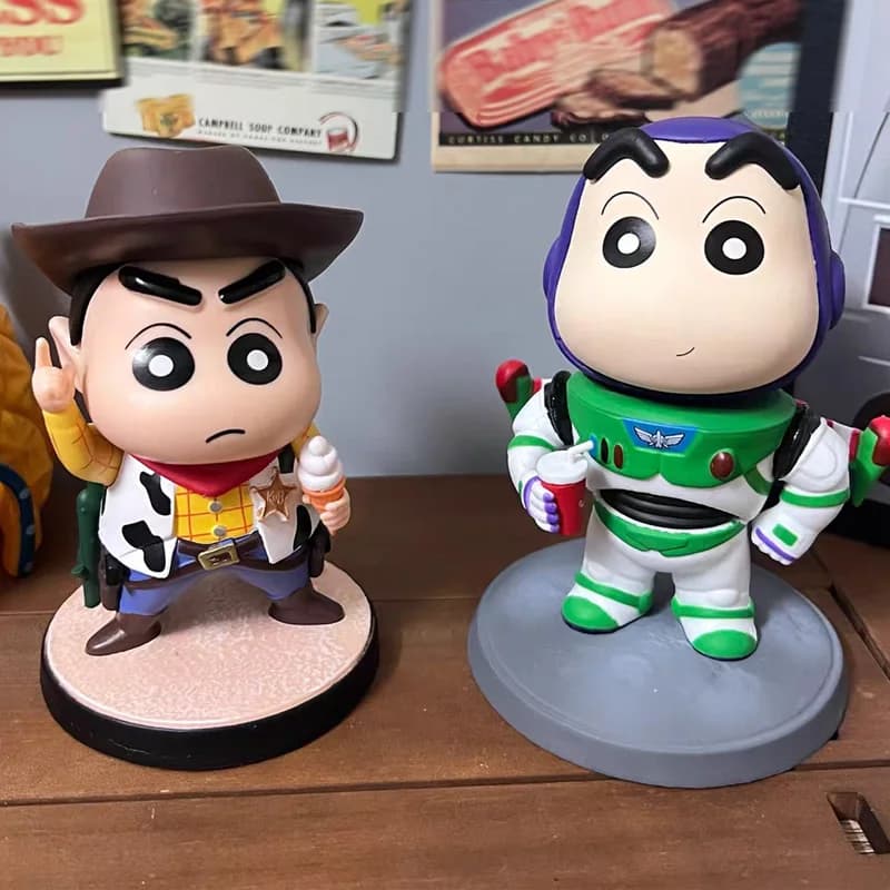 Statuetta Decorativa Fatta a Mano di Crayon Shin-chan, Woody, Buzz Lightyear, Cowboy, Regalo di Compleanno, Serie GK Shin-chan