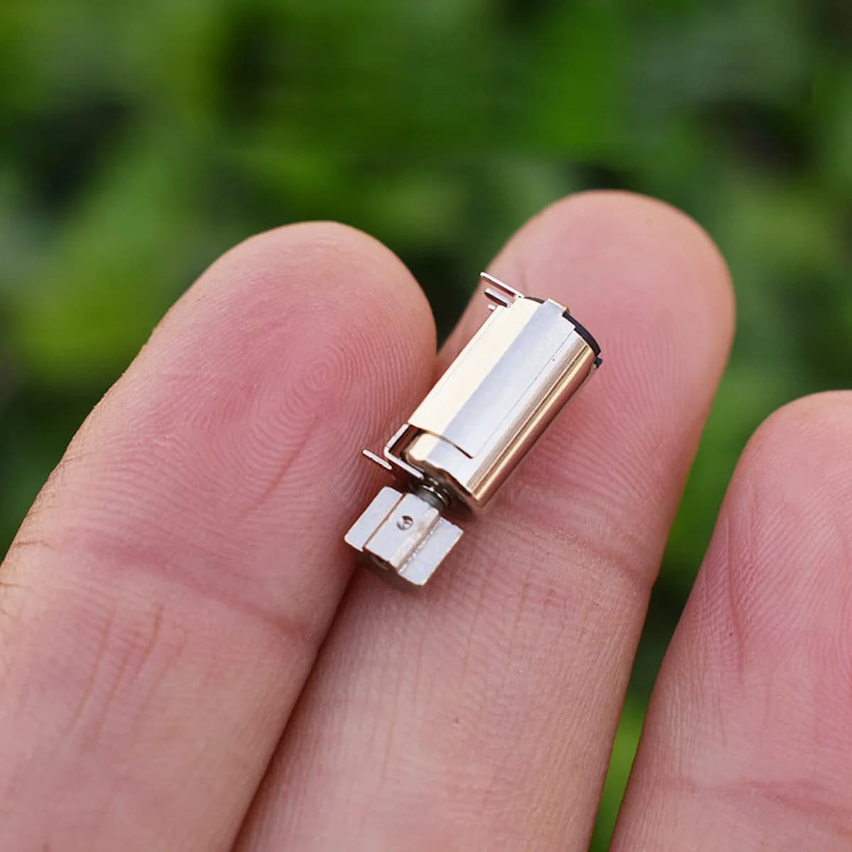 2 Pezzi Mini Motore a Vibrazione Senza Nucleo 612, Mini Vibratore da 6mm, Motore DC 3V VR per Massaggiatore e Spazzolino, Motore Elettrico Impermeabile