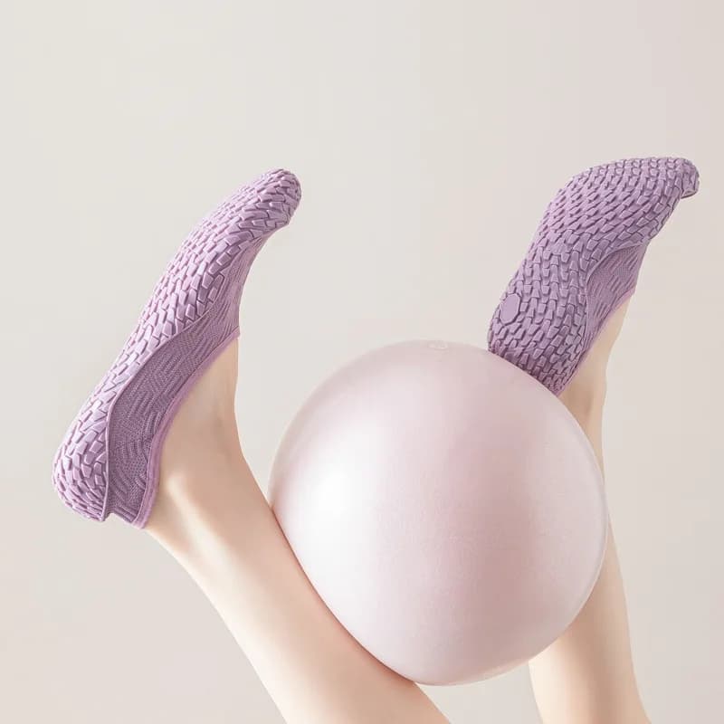 Women's Indoor Fitness Shoes: Soft-Soled, Lightweight, for Home Use—Perfect for Aerobics, Jumping Rope, and Yoga Training