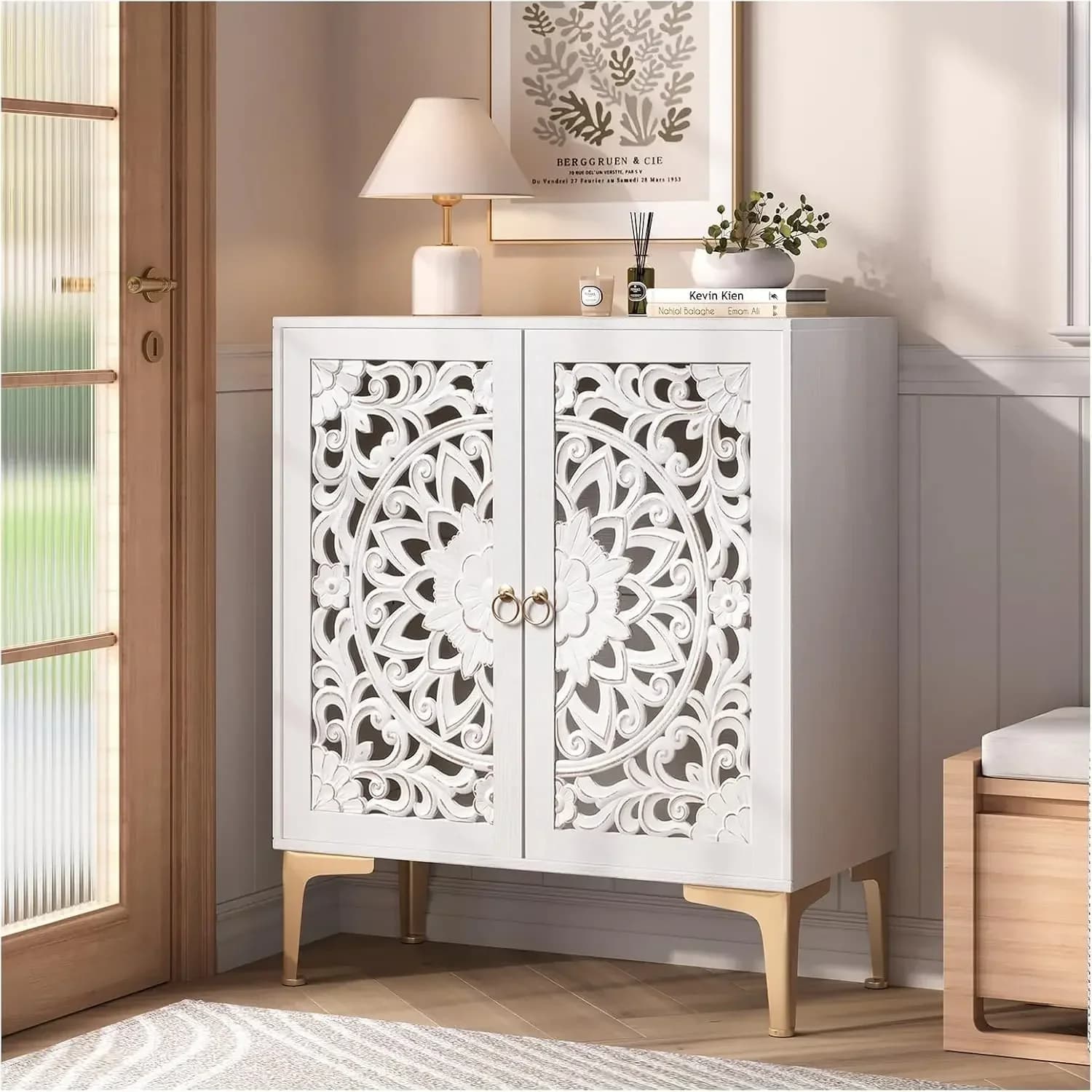 Bestseller: Mobiletto con ante, credenza con gambe dorate e ripiano regolabile, buffet per soggiorno, ingresso