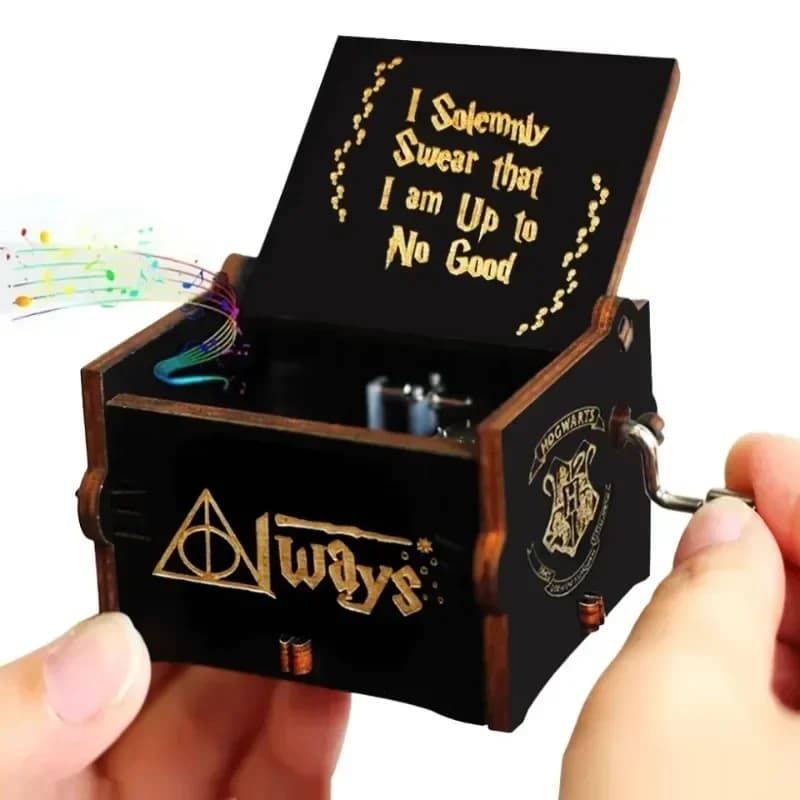 Hot Sales Harried Potter Wooden Carved Painted Hand Crank Music Box Vintage Ornament for Birthday Holiday Christmas Gift