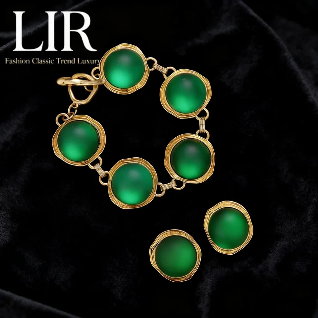 Nuovo set di gioielli vintage francesi: bracciale da donna + orecchini verde fluorescente | Abbigliamento da ufficio elegante e versatile