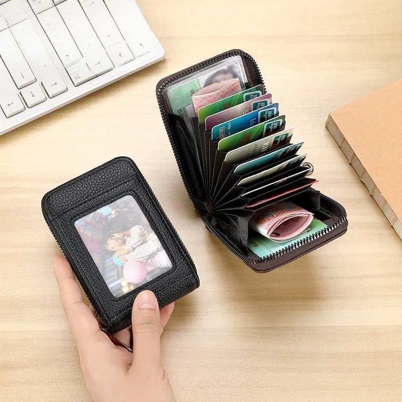 1Pc Leather Card Case with Zippered Coin Compartment Long Lasting and Durable Portable Perfect for Daily Commuting