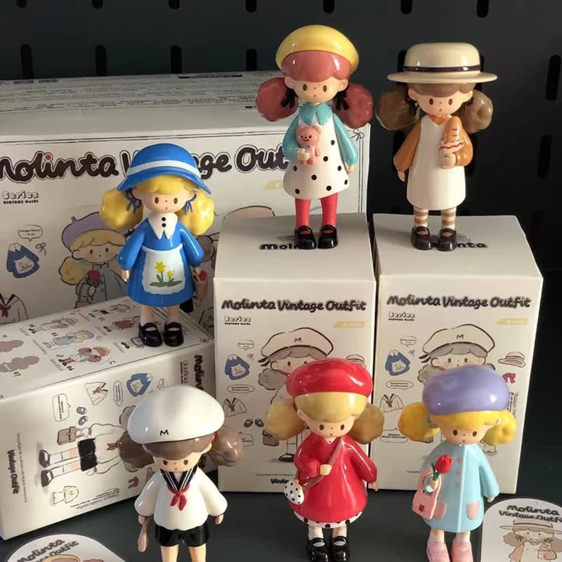 Finding Unicorn Molinta Retro Wear Series Blind Box Guess Bag Original Toys Doll Cute Anime Figure Ornaments Gift