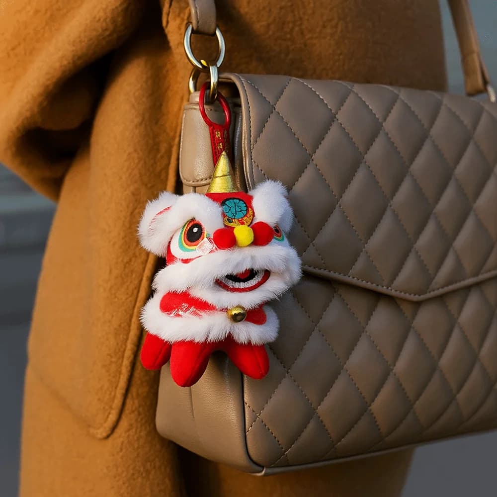Portachiavi di danza del leone del fumetto Leone risvegliato Ciondolo di danza del leone in stile cinese Anno di cavallo Peluche Bambola Regalo di Capodanno cinese