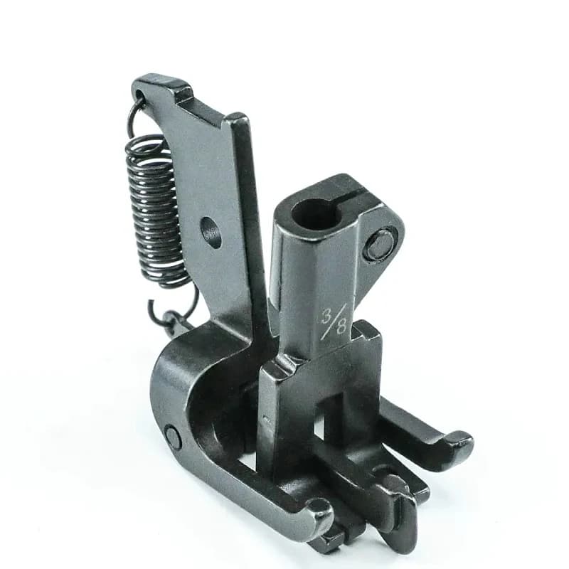 Set piedino da passeggio con guida centrale per macchina da cucire a doppio ago Consew 369RB JUKI LU-1560 Tipico GC20606 4420 20518