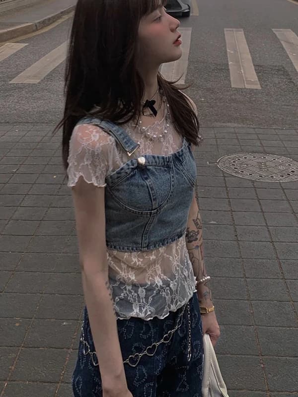 T-shirt in pizzo traforato a maniche corte da donna, top in rete di seta ghiaccio anti-trasparenza, stile corto