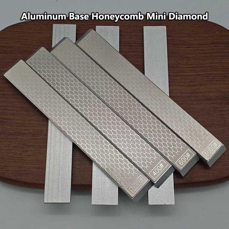 Set di 4 Pietre Abrasive Diamantate a Nido d'Ape Portatili 240/400/600/1000 # Affilacoltelli da Cucina con Base in Alluminio per Uso Domestico e all'Aperto