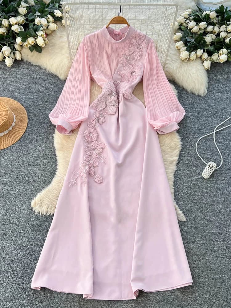 Elegante Abito Estivo da Donna a Vita Alta con Maniche Lunghe Ricamate, Svasate e Fiori 3D, Modello Svasato a Trapezio