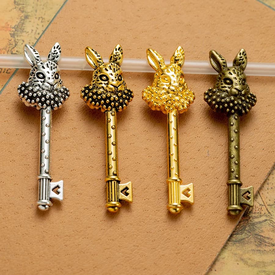 10pcs 51x15mm Bronze/Silver Color Easter Bunny Rabbit Key Charm Pendant DIY Necklace Jewellry Findings