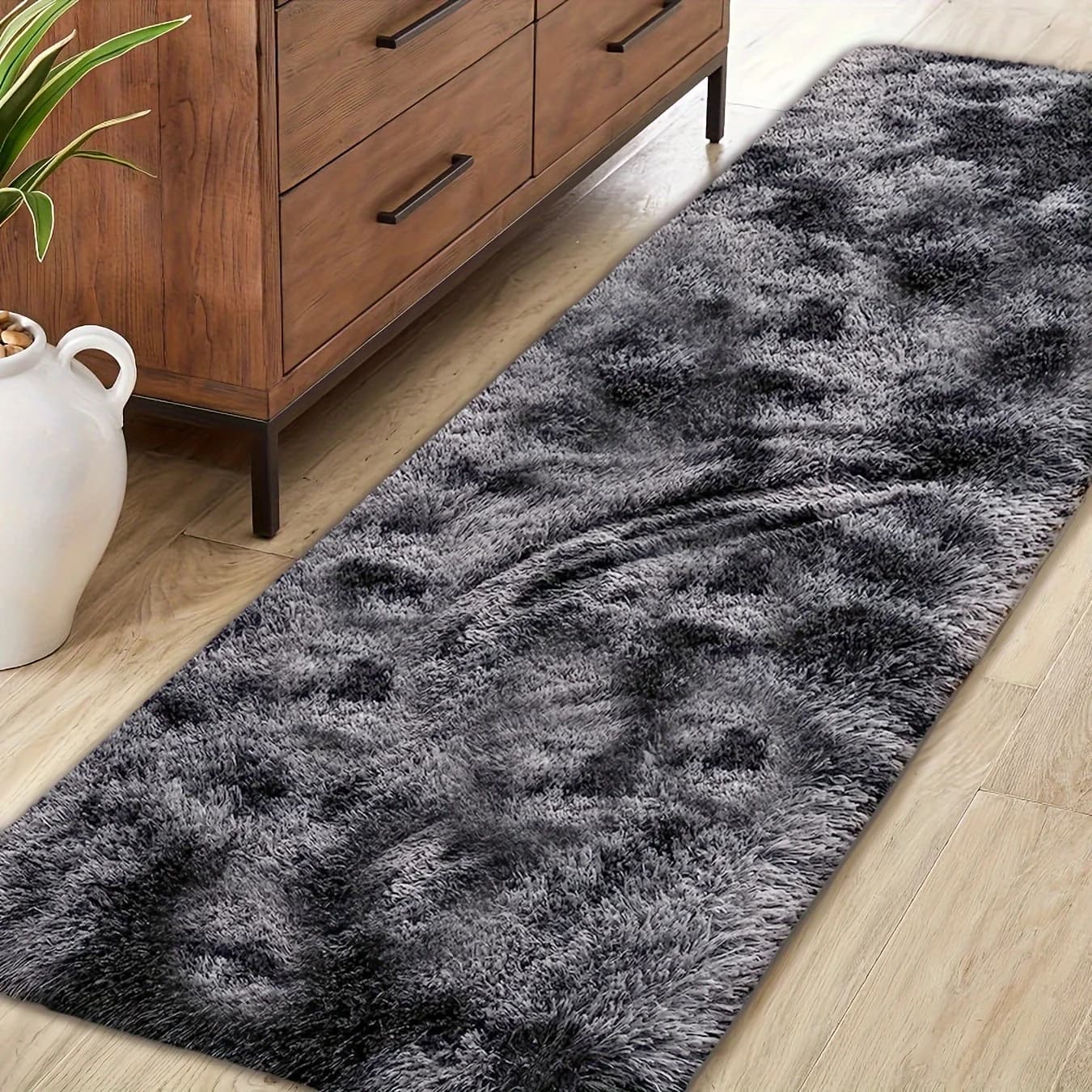 VIKAMA Modern carpet in luke-dye plush, soft living room bedroom mat, anti-slip mat for children's room, home decoration