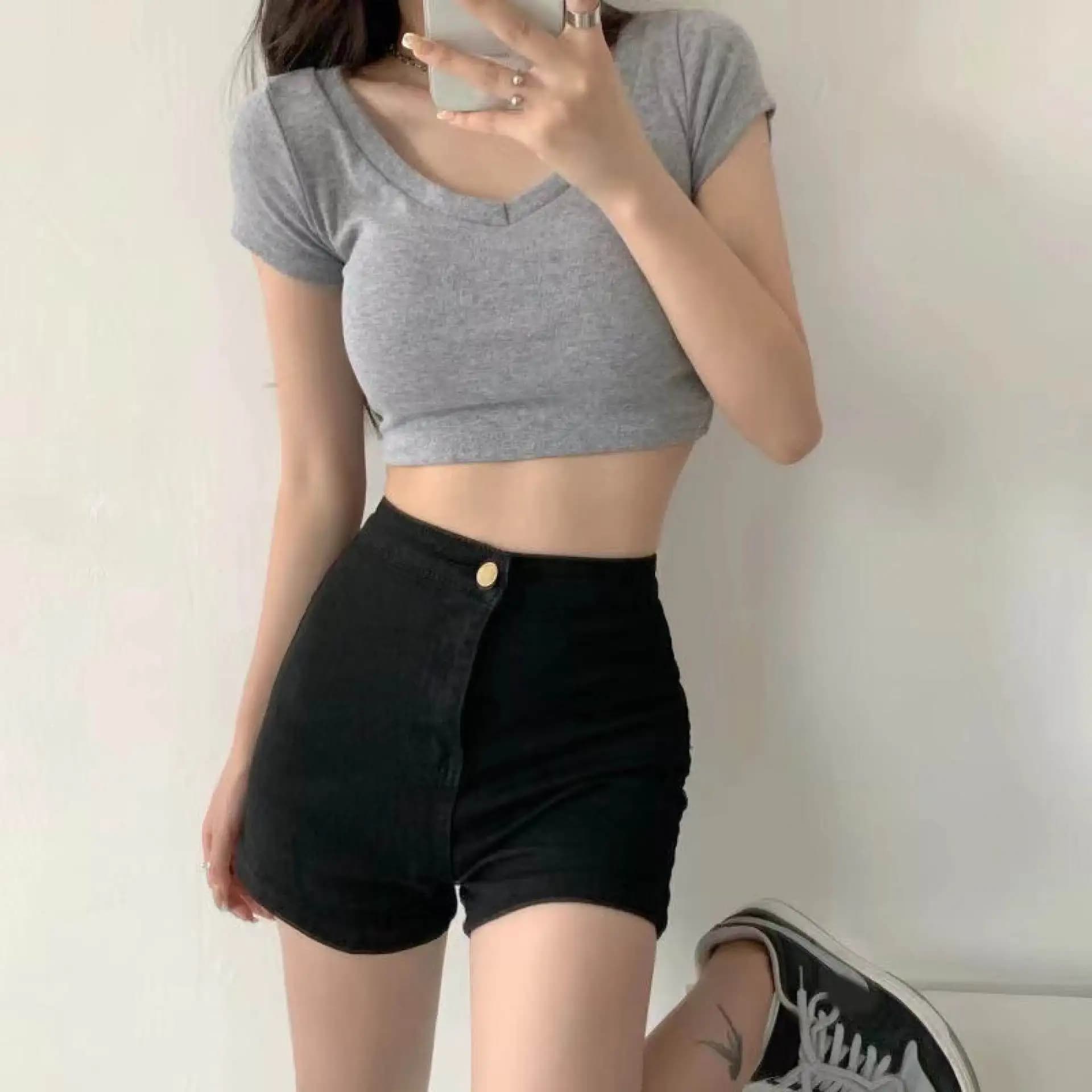 1/3 pantaloncini di Jeans neri a vita alta donna estate 2024 nuova moda coreana Jeans larghi pantaloni Sexy a gamba larga elegante Denim corto