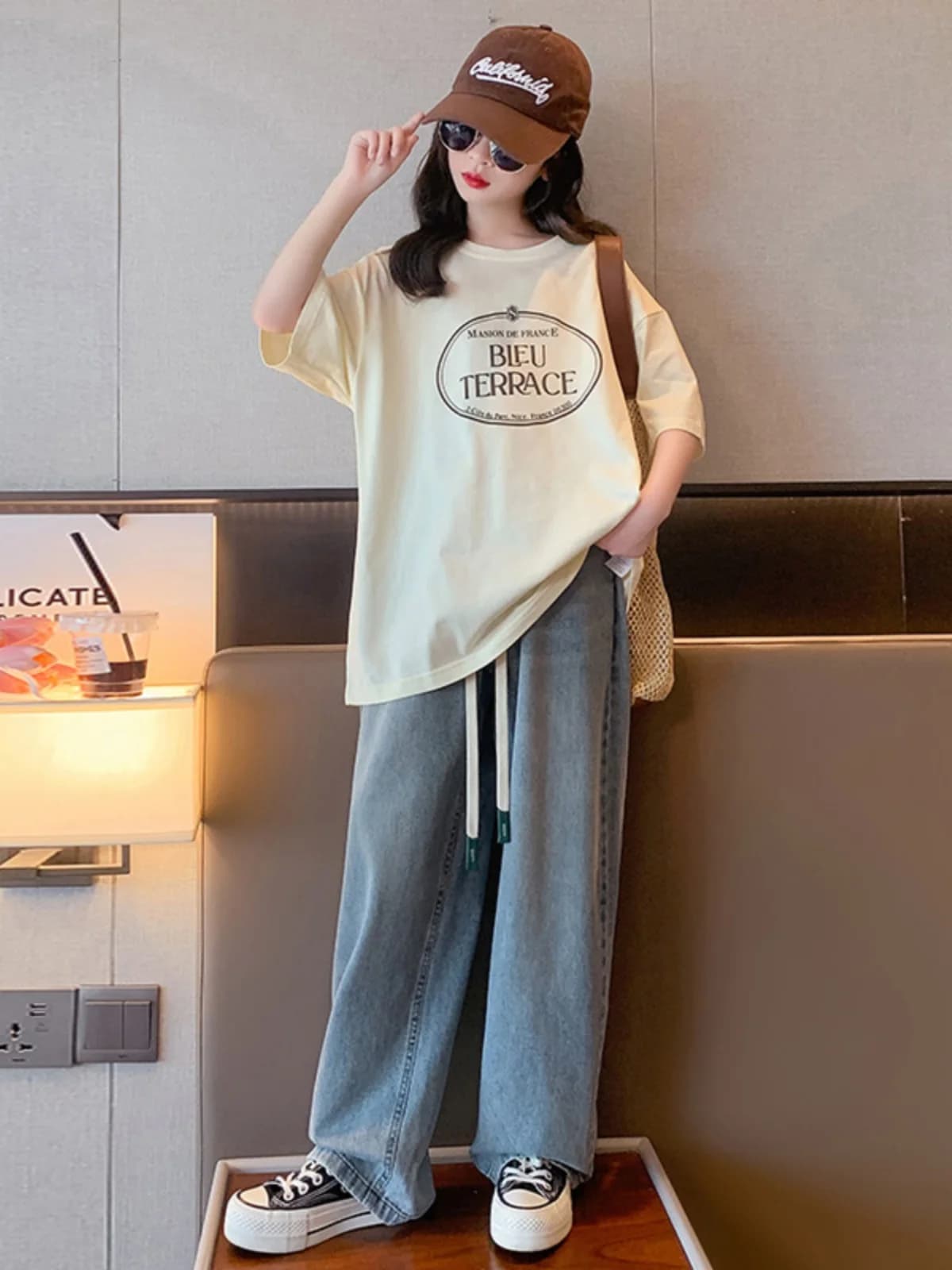 Girls Summer Faion ort Sve T-irt Jeans Set Junior High School Students New 2025 Sle Wind Clothing Ensemble