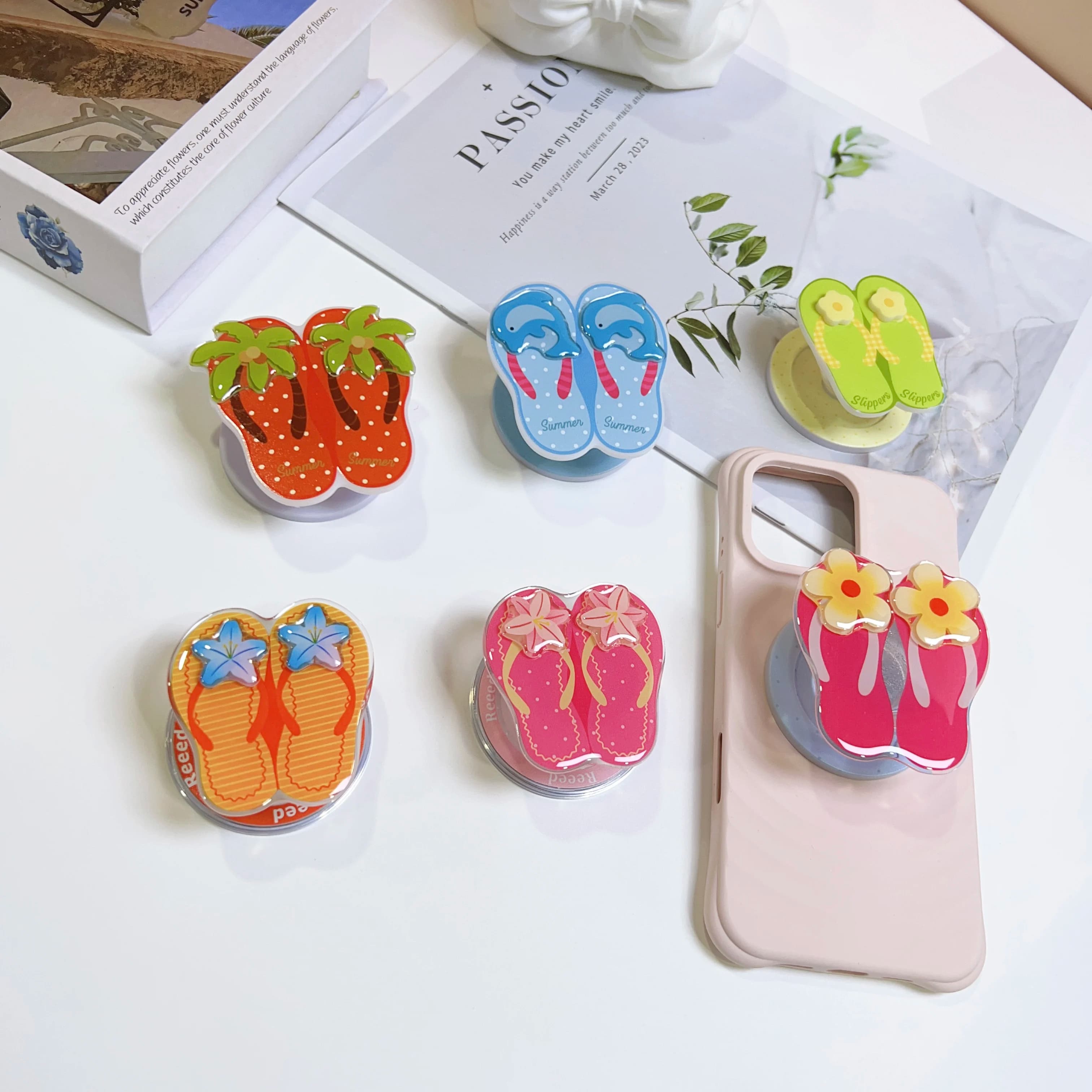 Slipper-shaped Phone Holder Airbag Ring For iPhone Samsung Foldable Design That Doubles As A Creative Decorative Element Stent