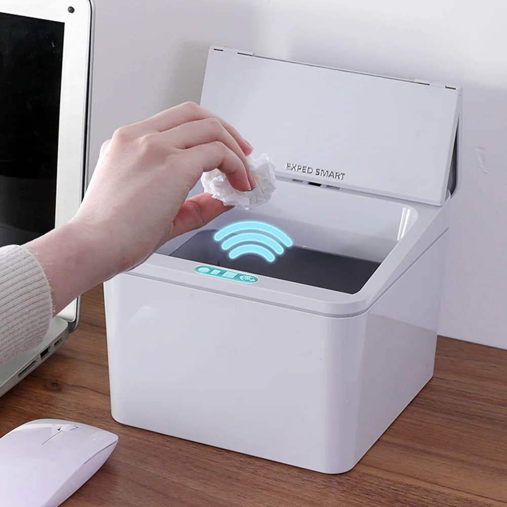 Mini piccoli bidoni della spazzatura cestino della spazzatura da tavolo cestino della spazzatura intelligente con coperchio secchio di stoccaggio pattumiera articoli vari scatola per barili forniture per ufficio