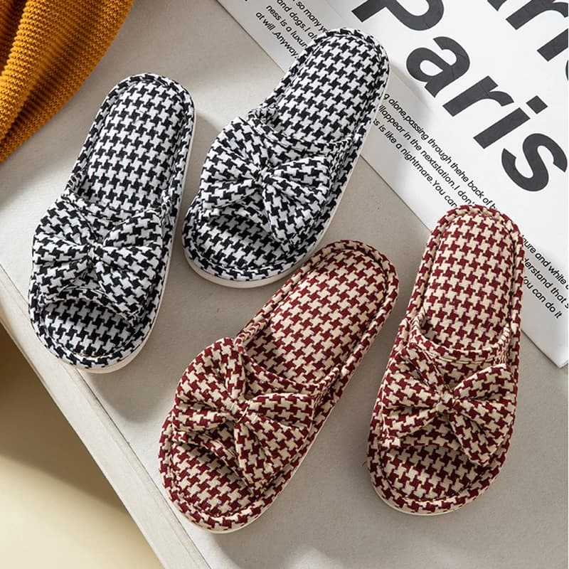 Women's slippers in square hemp, flat model from home, trend spring summer, designer luxury shoes, retro slippers for girls, with soft sole and open tip